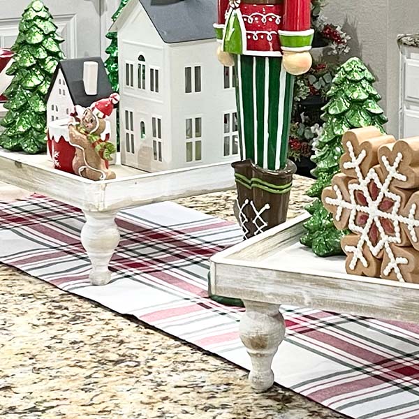 Sovrik Height Stand with Wooden Legs, Set of 2