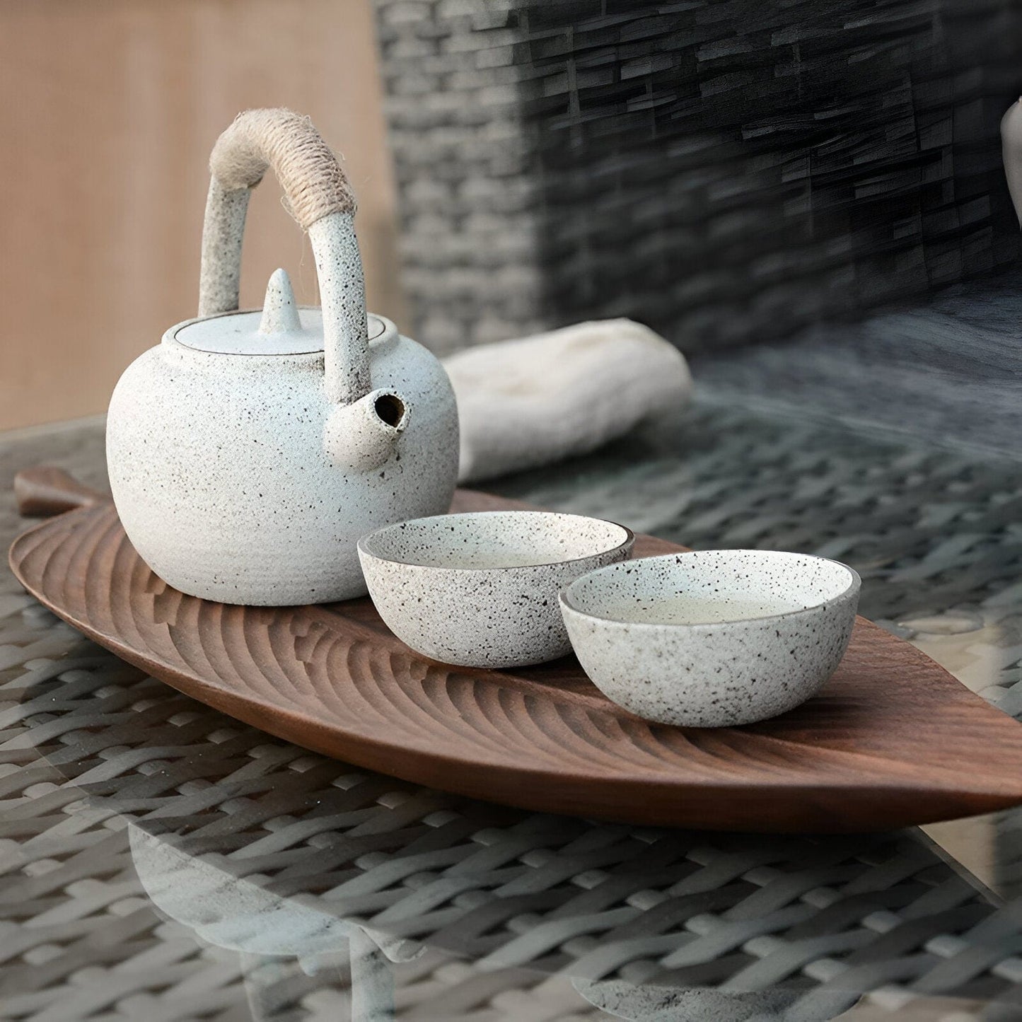 Sovrik Wooden Decoration Leaf Tray